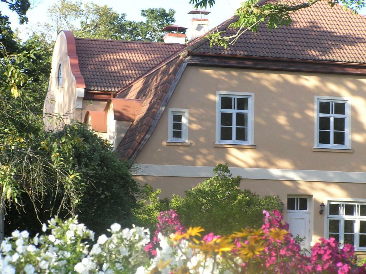 Maras Manor Hotel Turlava Eksteriør billede