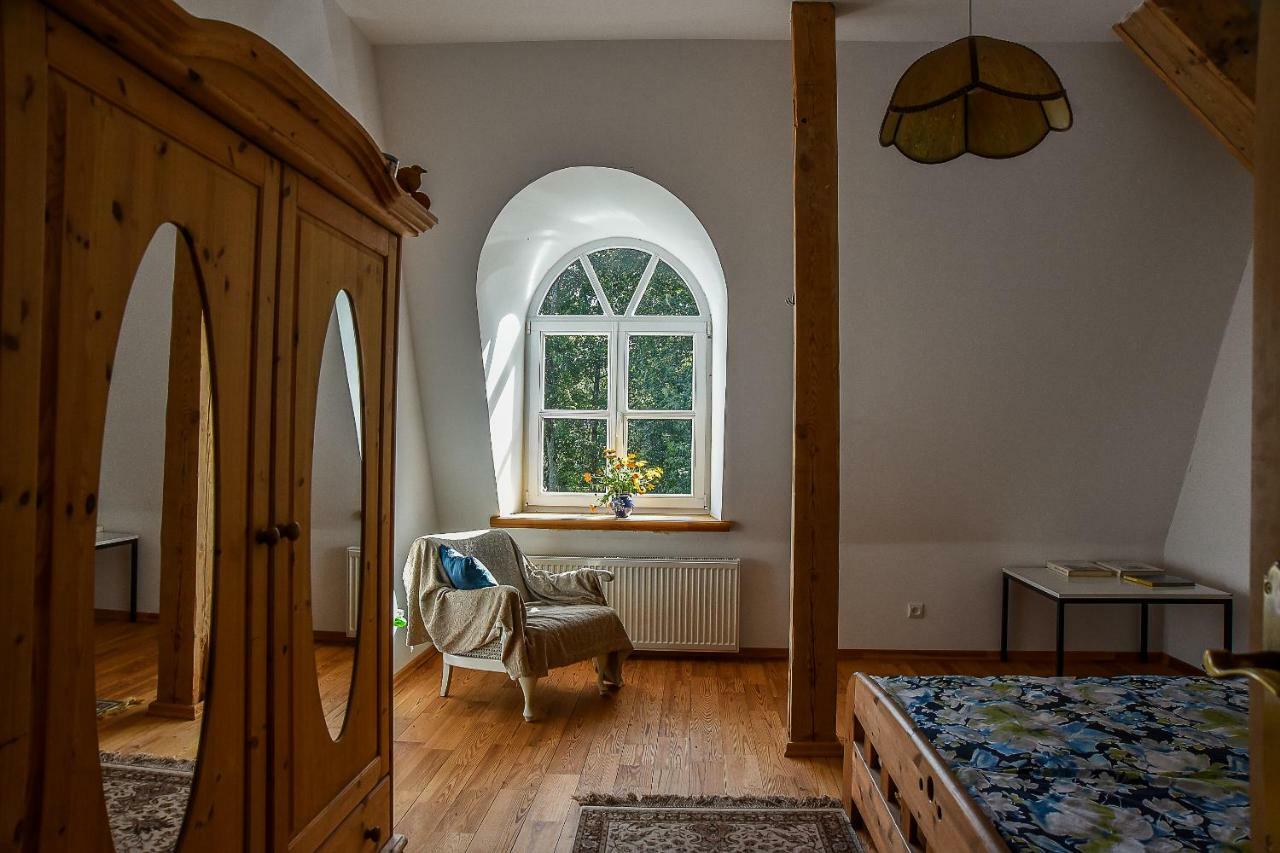 Maras Manor Hotel Turlava Eksteriør billede